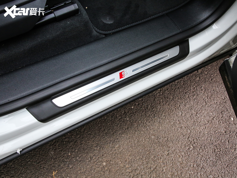 2019��W��Q8 45 TFSI ���x�Ӹ���