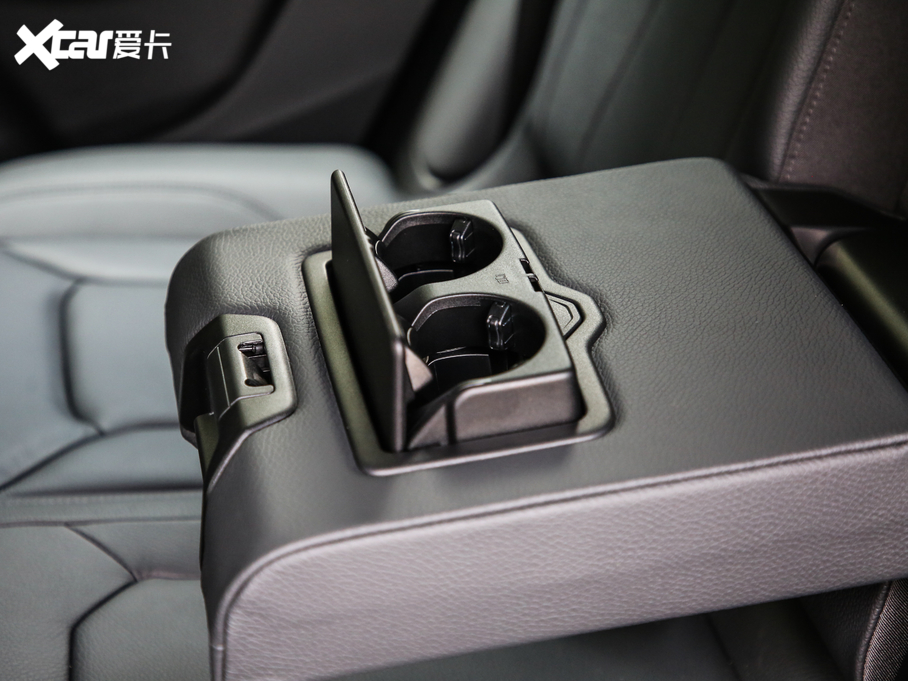 2019��W��Q8 45 TFSI ���x�Ӹ���