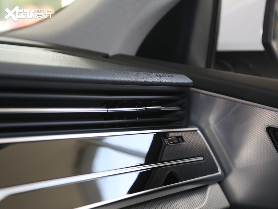 2019��W��Q8 45 TFSI ���A������