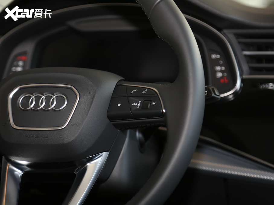 2019��W��Q8 45 TFSI ���A������