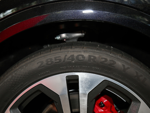 2019��55 TFSI ����Ӹ��� ݆̥�ߴ�