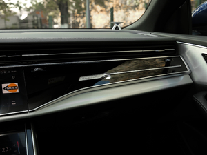 2019��55 TFSI ����Ӹ��� ���g����