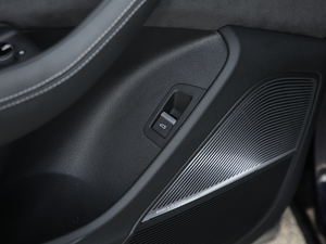 2019��55 TFSI ����Ӹ��� ���g����