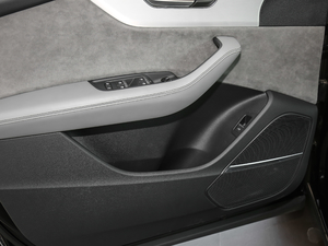 2019��55 TFSI ���x�Ӹ��� ǰ�T������g