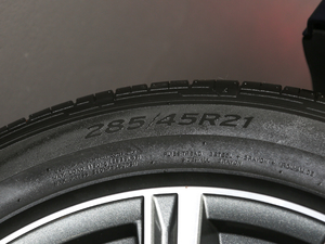 2019��45 TFSI ���x�Ӹ��� ݆̥�ߴ�