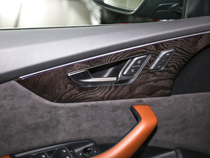 2019��45 TFSI ���x�Ӹ��� ���g����