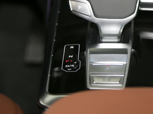 2019��45 TFSI ���x�Ӹ��� �п؅^