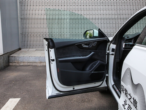 2019��45 TFSI ���x�Ӹ��� ���g����