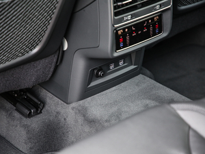 2019��45 TFSI ���x�Ӹ��� ���g����