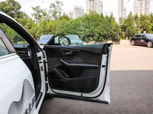 2019��45 TFSI ���x�Ӹ��� ���g����