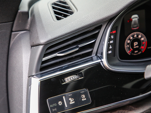 2019��45 TFSI ���x�Ӹ��� �п؅^