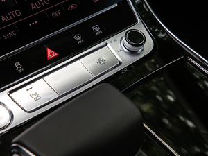 2019��45 TFSI ���x�Ӹ��� �п؅^