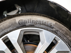 2019��55 TFSI ����Ӹ��� �������^