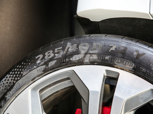 2019��55 TFSI ����Ӹ��� �������^