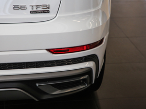 2019��55 TFSI ����Ӹ��� �������^