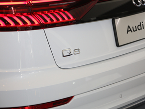 2019��45 TFSI ���A������ �������^