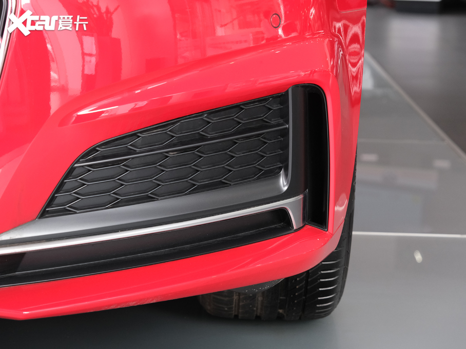 2020WA5 Coupe Coupe 40 TFSI r VI