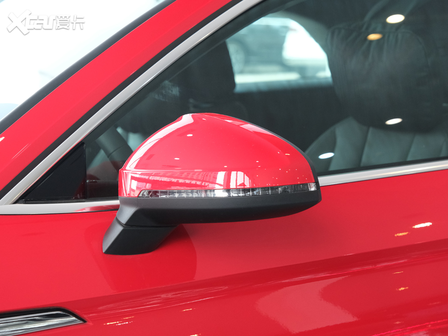 2020WA5 Coupe Coupe 40 TFSI r VI