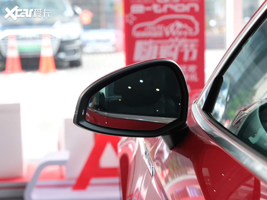 2020WA5 Coupe Coupe 40 TFSI r VI