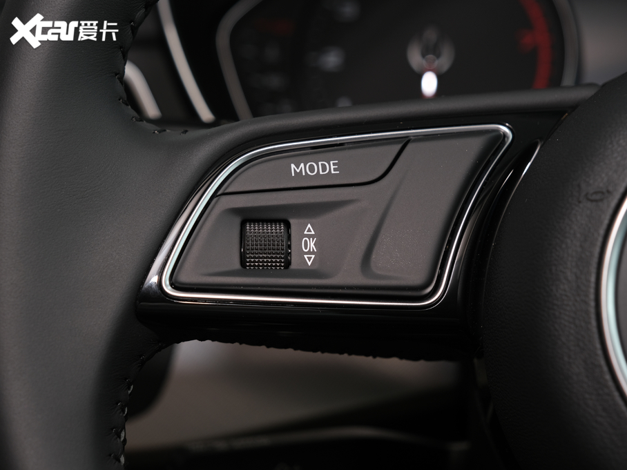 2020WA5 Coupe Coupe 40 TFSI r VI