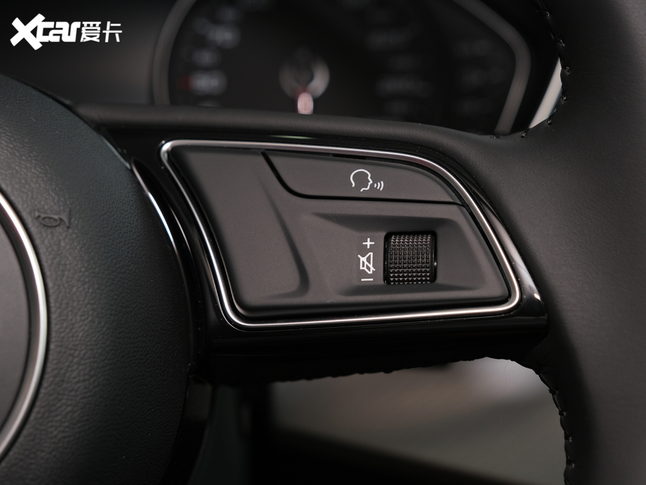 2020WA5 Coupe Coupe 40 TFSI r VI