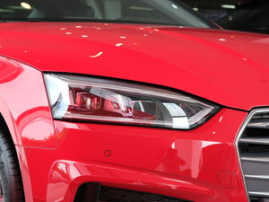 2020Coupe 40 TFSI r VI ^