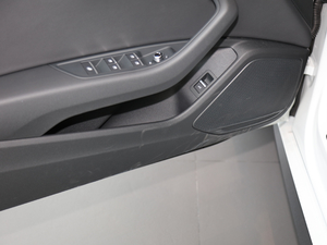 2020��Cabriolet 40 TFSI �r���� ��VI ǰ�T������g