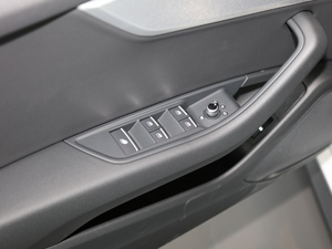 2020��Cabriolet 40 TFSI �r���� ��VI ���{܇�����ƅ^	