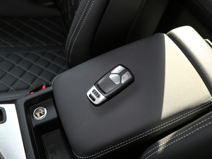 20213.0T Sportback ܇耳