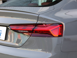 20213.0T Sportback ^