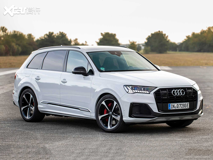 2020WQ7 e-tron 60 TFSIe