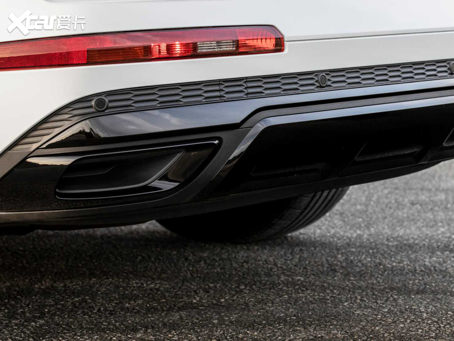 2020?yun)WQ7 e-tron 60 TFSIe