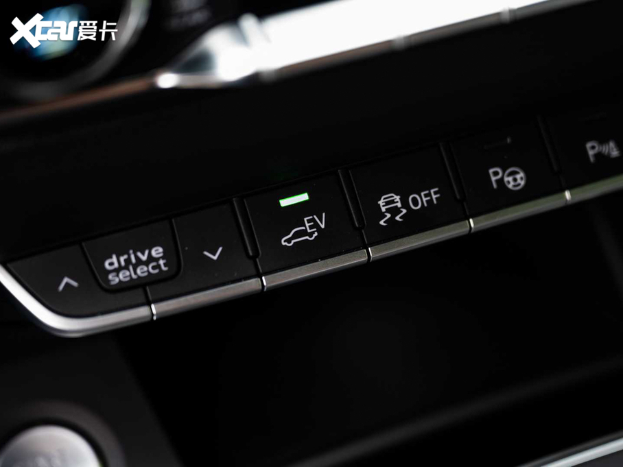 2020WQ7 e-tron 60 TFSIe