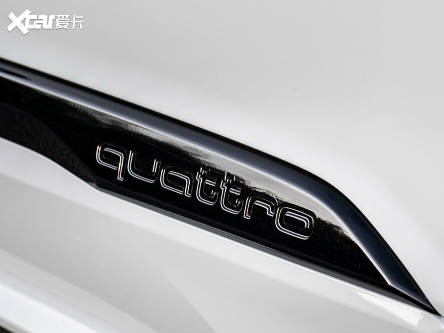 2020WQ7 e-tron 60 TFSIe