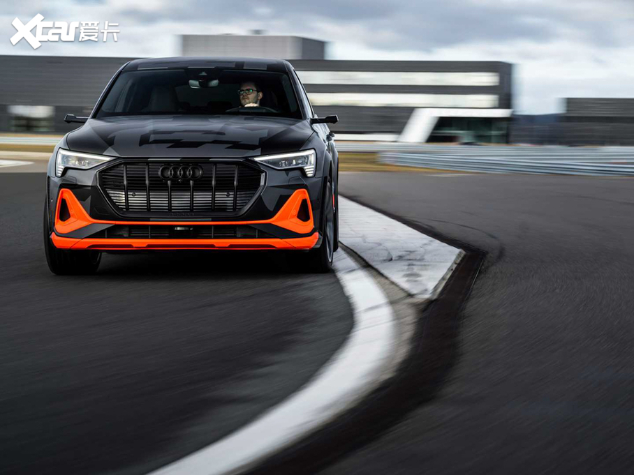 2021��W��e-tron(�M��) S Sportback Prototype