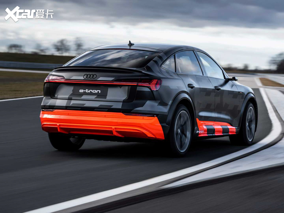 2021��W��e-tron(�M��) S Sportback Prototype
