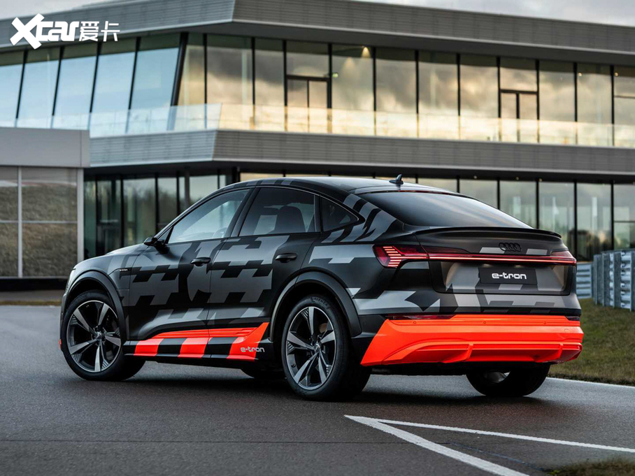2021��W��e-tron(�M��) S Sportback Prototype