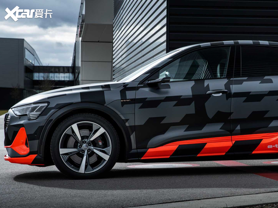 2021��W��e-tron(�M��) S Sportback Prototype
