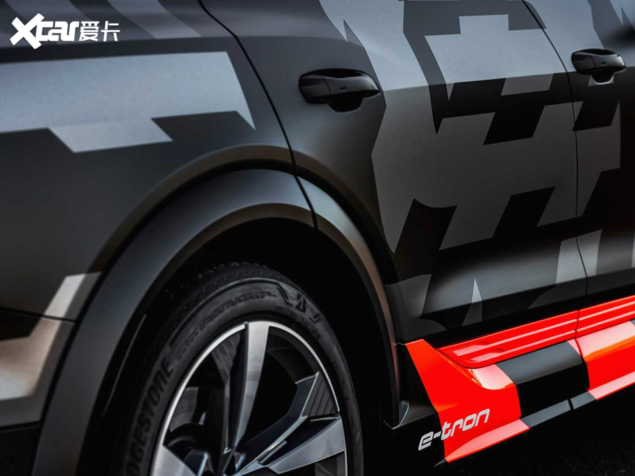 2021��W��e-tron(�M��) S Sportback Prototype