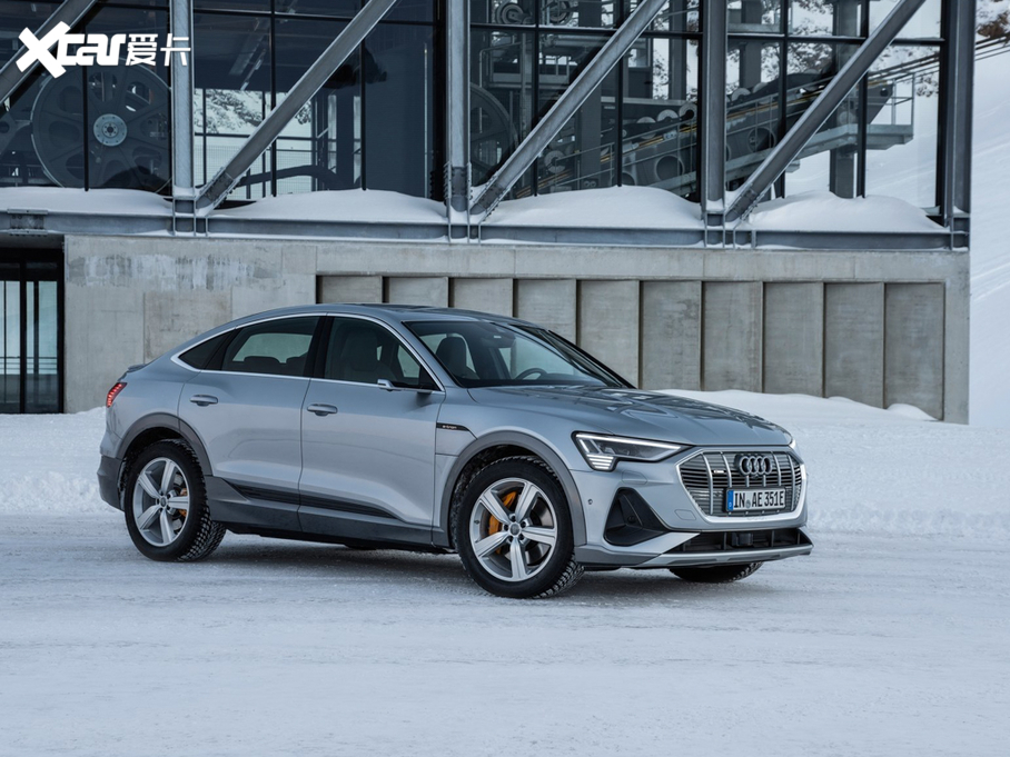 2021��?yu��n)W��e-tron(�M(j��n)��) ������