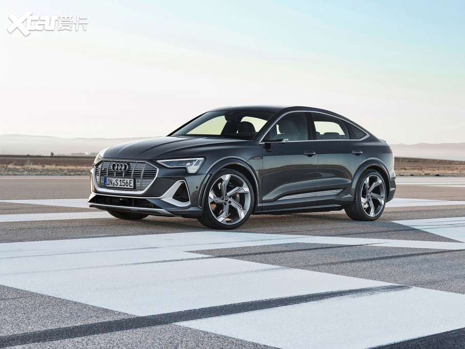 2021��W��e-tron(�M��) S Sportback