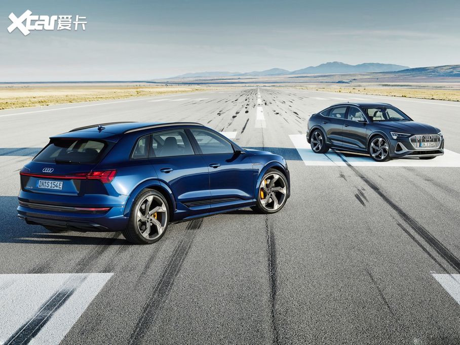 2021��W��e-tron(�M(j��n)��) S Sportback