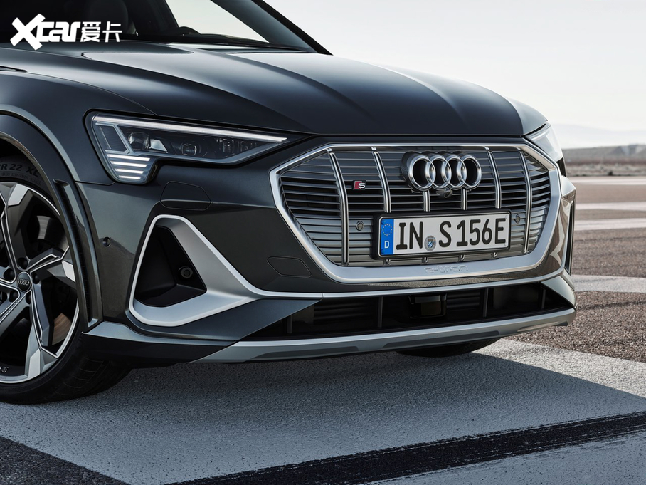 2021��W��e-tron(�M��) S Sportback