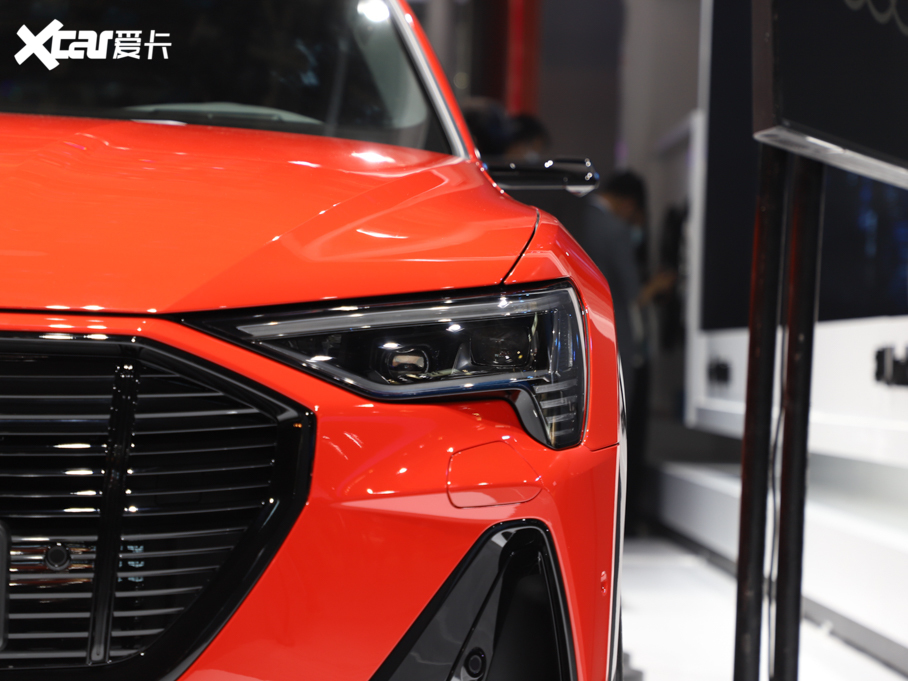 2021��W��e-tron(�M��) S Sportback