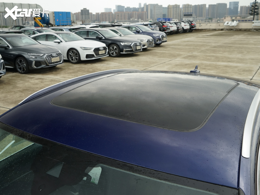 2021?yun)We-tron(M(jn)) Sportback 55 quattro A