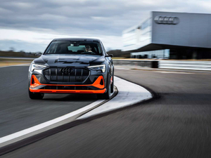 2021��S Sportback Prototype ���w���^