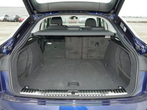 2021��Sportback 55 quattro ���A�� ���g����