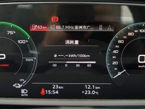 2021��Sportback 55 quattro ���A�� �п؅^