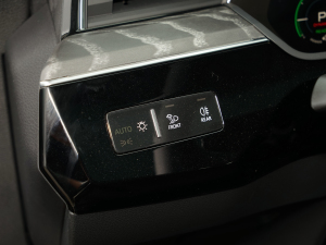 2021��Sportback 55 quattro ���A�� �п؅^