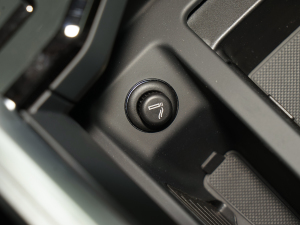 2021��Sportback 55 quattro ���A�� �п؅^